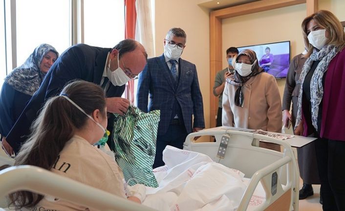 ETÜ’den hastanede tedavi gören çocuklar için anlamlı etkinlik