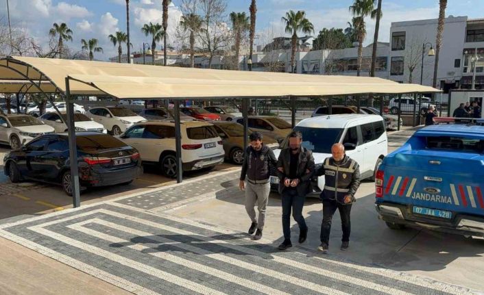 Ev ve araca tüfekle ateş eden şüpheli tutuklandı