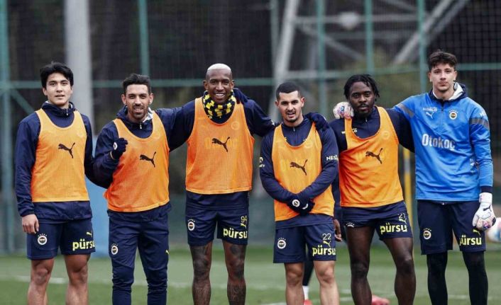 Fenerbahçe, Kasımpaşa maçı hazırlıklarına başladı