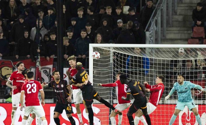 Galatasaray, AZ Alkmaar deplasmanında