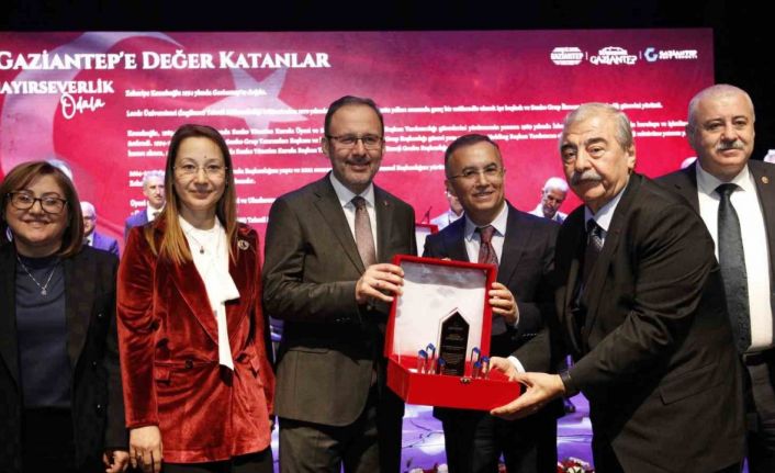 Gaziantep’e değer katanlar ödül töreni