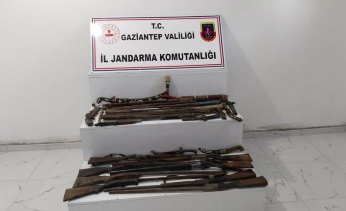 Gaziantep’te 48 adet kaçak silah geçirildi: 18 gözaltı