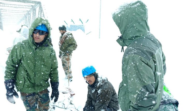 Hindistan’da çığ: 41 kişi kar altında mahsur kaldı