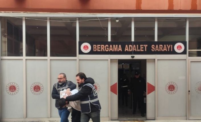 İzmir’de uyuşturucu madde ticareti yapan çift tutuklandı