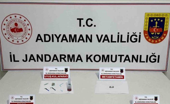 Jandarma ekiplerinden uyuşturucuya geçit yok