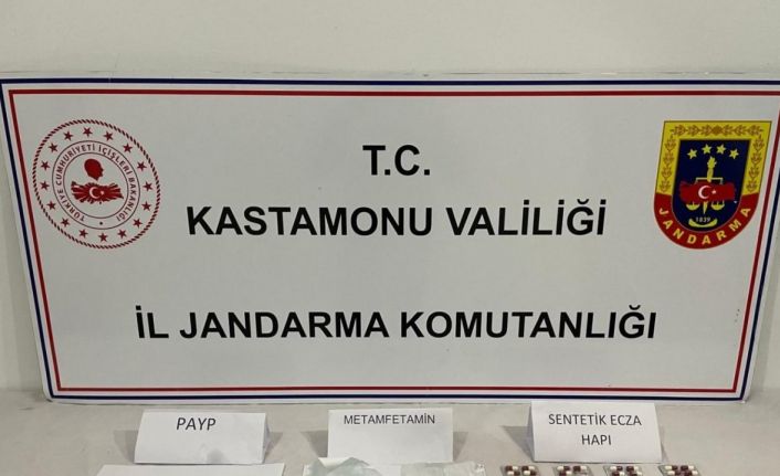 Jandarmadan uyuşturucu operasyonu: 13 gözaltı