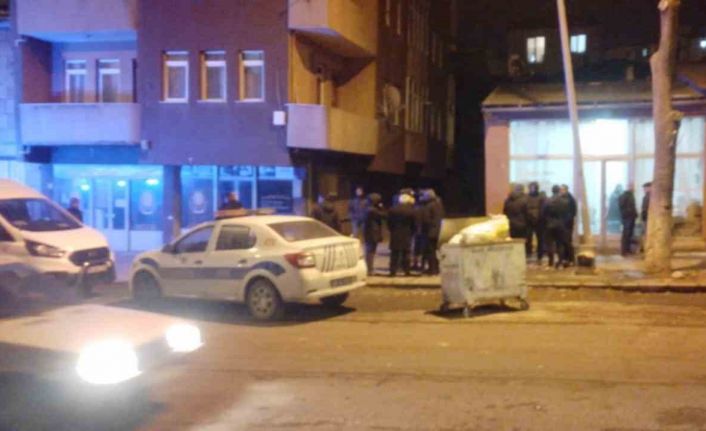 Kars’ta 54 yaşındaki şahıs evinde ölü bulundu