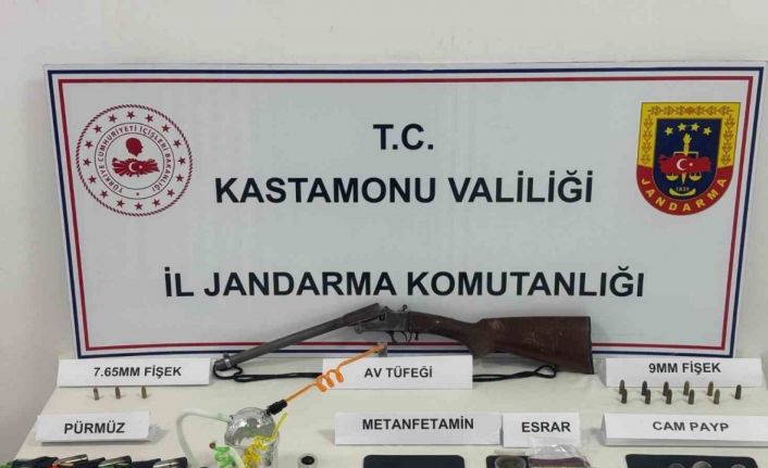 Kastamonu’da uyuşturucuyla yakalanan 2 kişi tutuklandı