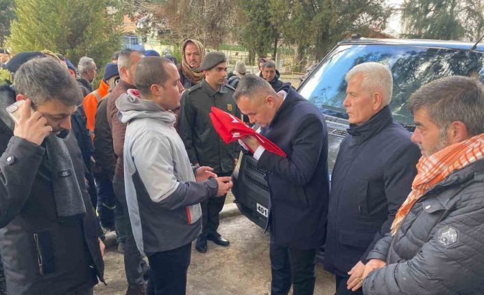 Kıbrıs Gazisi Kemalpaşa’da toprağa verildi
