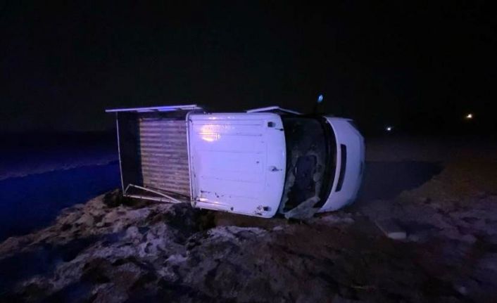 Konya’da kamyonet takla attı: 3 yaralı