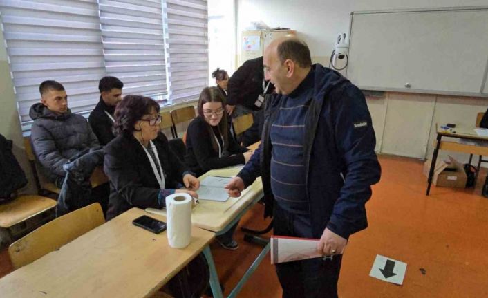 Kosova’da halk sandık başında