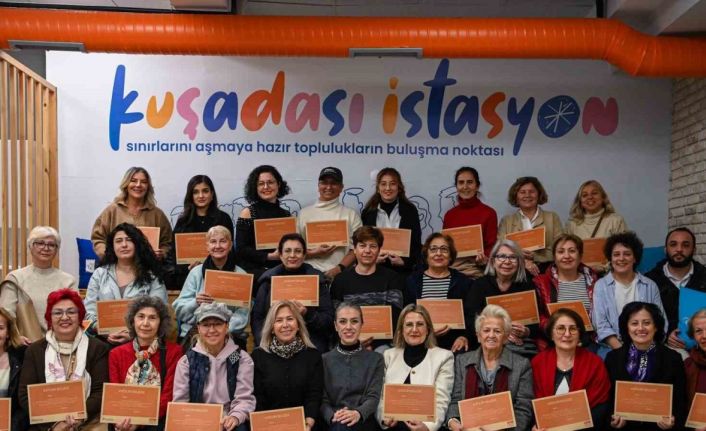 Kuşadası Belediyesi’nden kadınlara internet ve teknoloji eğitimi