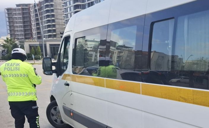 Manisa’da 14 okul servisine idari para cezası kesildi
