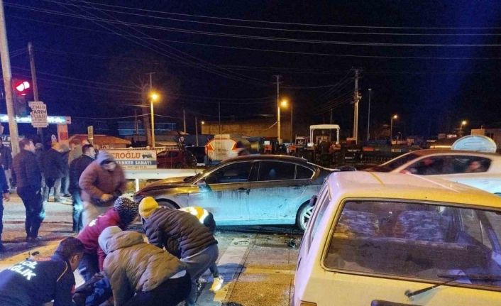 Manisa’da zincirleme kaza: 1 yaralı