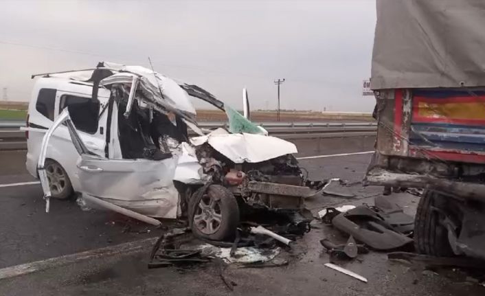 Mardin’de kamyon ile kamyonet çarpıştı: 1 ölü