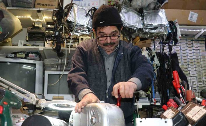 Modern çağa yenik düşen radyolar, doğal afetlerde hayat kurtarabilir