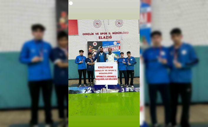 Muay Thaiciler madalya ile döndü