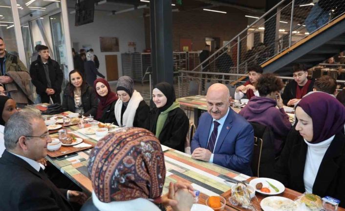 Öğrencilere Düzce köfteli menü