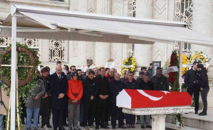 Olimpiyat yüzücüsü Şadan Derya Erke son yolculuğuna uğurlandı