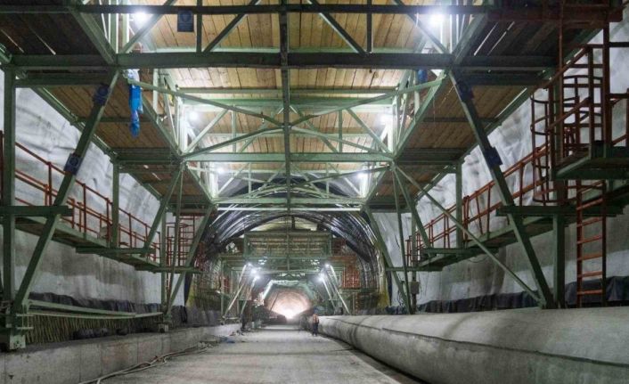 Onat Tüneli’nde ışığa 210 metre kaldı