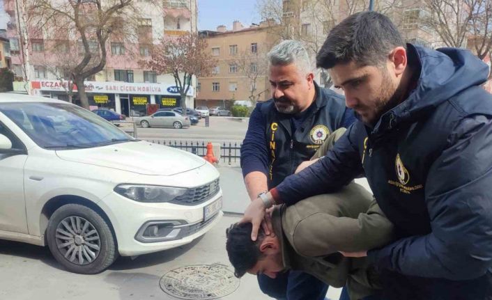 Polis memurunun şehit olduğu kaza öncesi kaçan sürücü tutuklandı