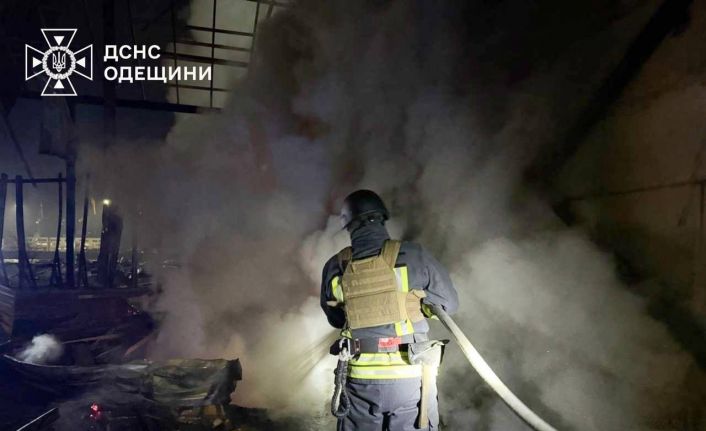 Rusya, Ukrayna’da liman altyapısını vurdu