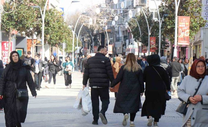 Sakarya’da çarşı ve pazarlarda Ramazan yoğunluğu yaşandı