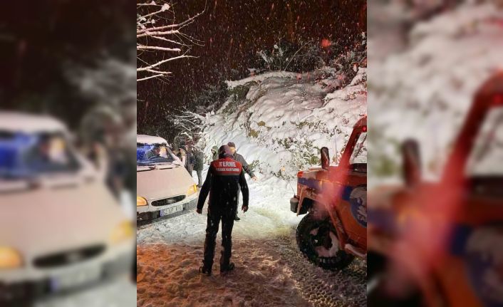 Samsun’da karda araçlarıyla mahsur kalanların imdadına TAKE yetişti