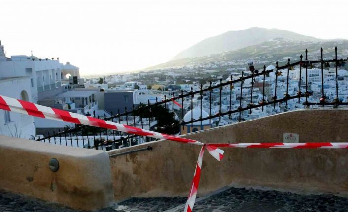 Santorini’de olağanüstü hal ilan edildi