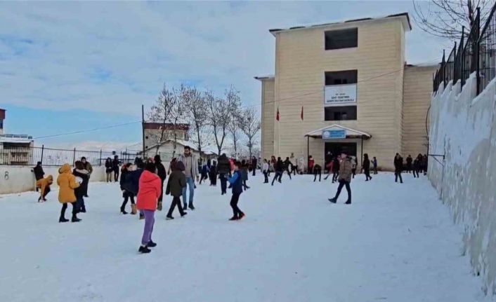 Siirt’te taşımalı eğitime kar engeli