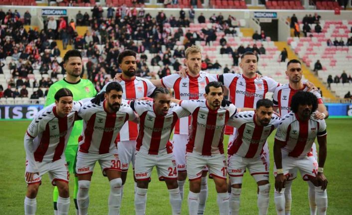 Sivasspor’da zorlu Beşiktaş maçı öncesi 8 eksik
