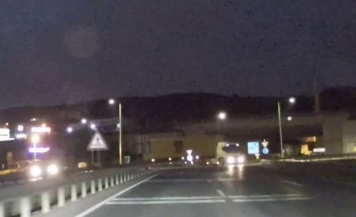 Ters yöne giren tır faciaya davetiye çıkardı