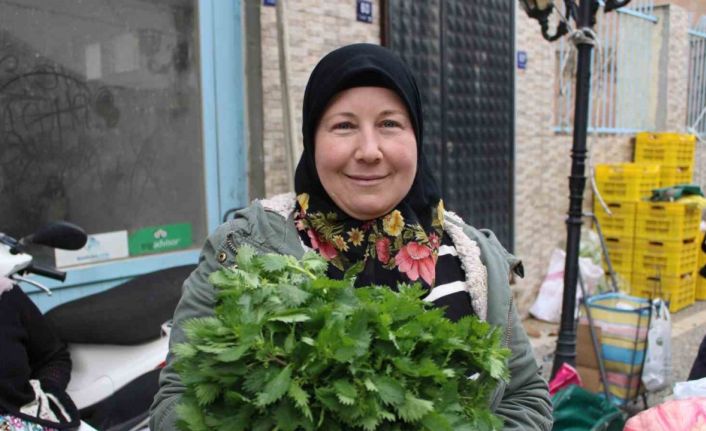 Toplarken can yakıyor, yerken damak çatlatıyor