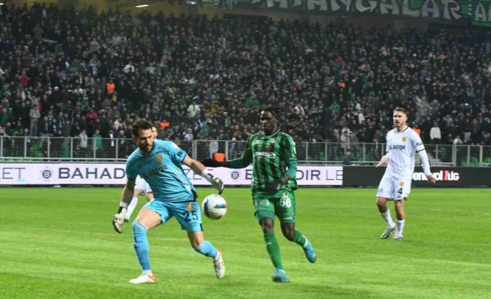 Trendyol 1. Lig: Sakaryaspor: 2 - MKE Ankaragücü: 2