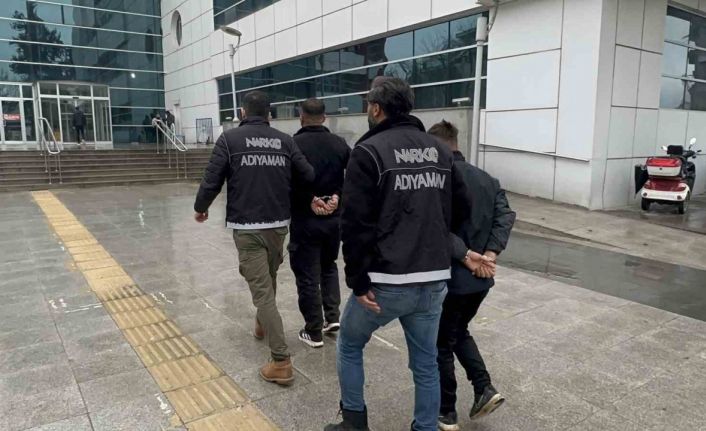 Uyuşturucu operasyonunda 2 şahıs yakalandı