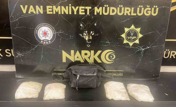 Van’da 7 kilo 415 gram metamfetamin ele geçirildi