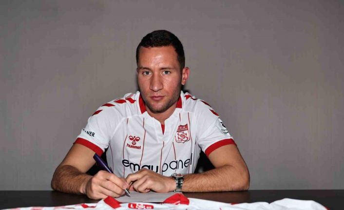 Veljko Simic resmen Sivasspor’da