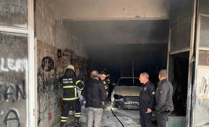 Yemeğe giden ustanın açık unuttuğu elektrikli soba yangına sebep oldu