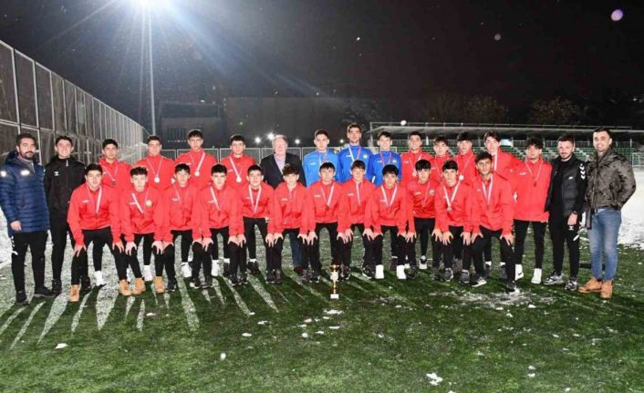 Zirveye Talas Belediyespor ambargosu