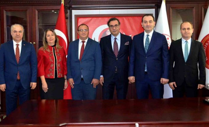 Antalya Adliyesi’nde devir teslim
