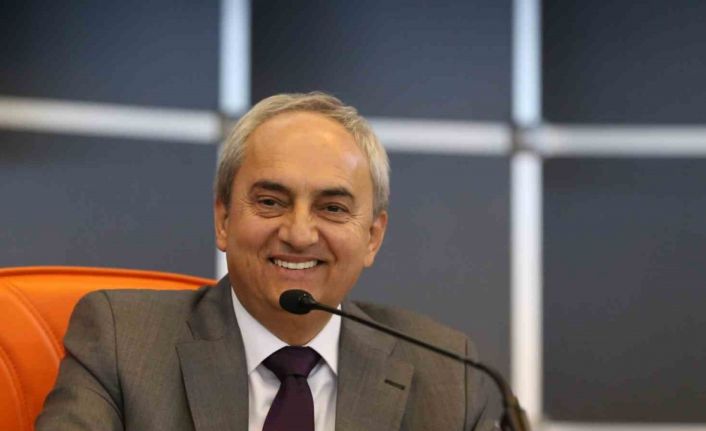Başkan Kocagöz: quot;Kepezde 1986 model greyder ile çalışıyoruzquot;