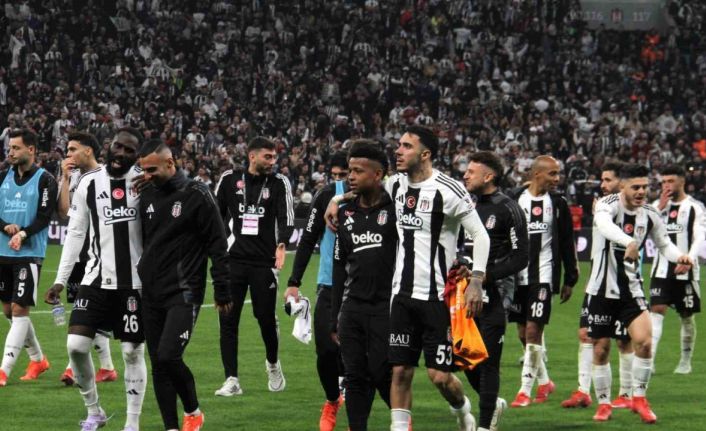 Beşiktaş, ligdeki kötü gidişata Galatasaray karşısında son verdi