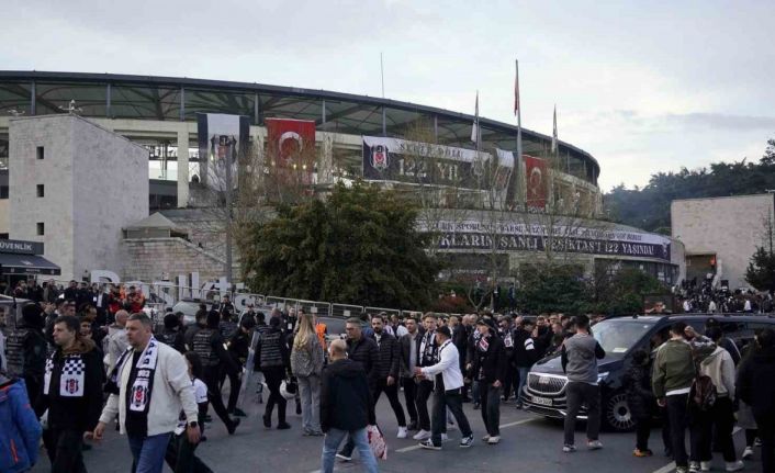 Beşiktaşlı taraftarlardan derbiye yoğun ilgi