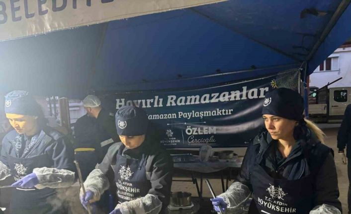 Bozdoğanlılar ilk iftarı Büyükşehir sofrasında açtı
