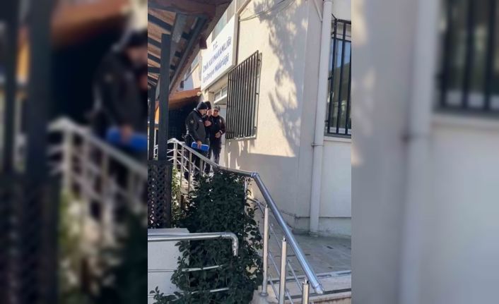 Bursa’da cezaevinden firar eden şahıs saklandığı evde yakalandı