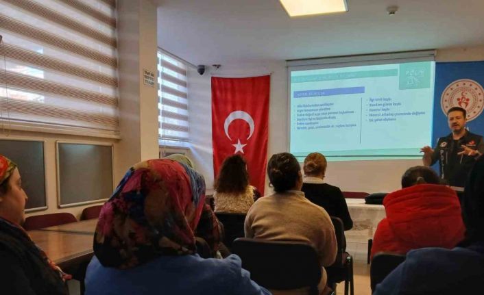 Bursada vatandaşlara Narko Nokta ve Narkolog eğitimi