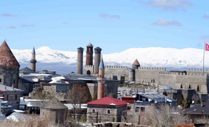 Erzurum’da erkeklerde Ahmet, kadınlarda Zeynep ismi çok