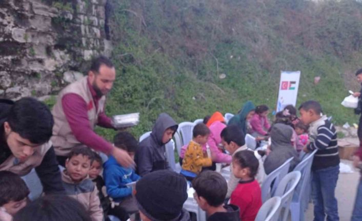 Esenler’in geleneksel ‘Çocuk İftarı’ Gazzeli miniklerle gerçekleşti