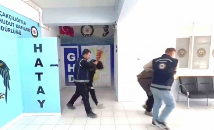 Hatay’da 19 düzensiz göçmen yakalandı, 8 organizatör tutuklandı