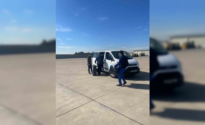 Hava Kuvvetlerine ait ambulans uçak organ nakli için havalandı